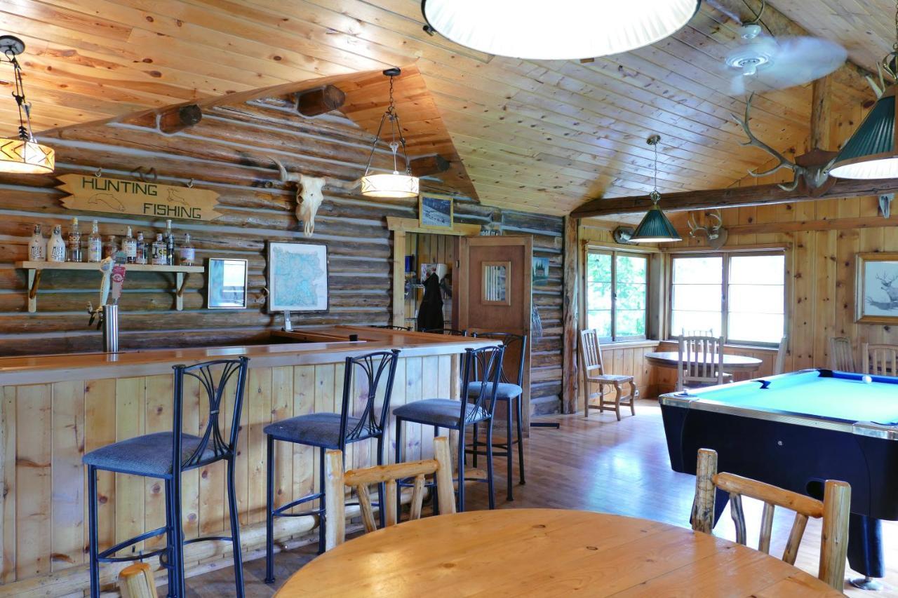 Trail Shop Inn Wapiti Buitenkant foto