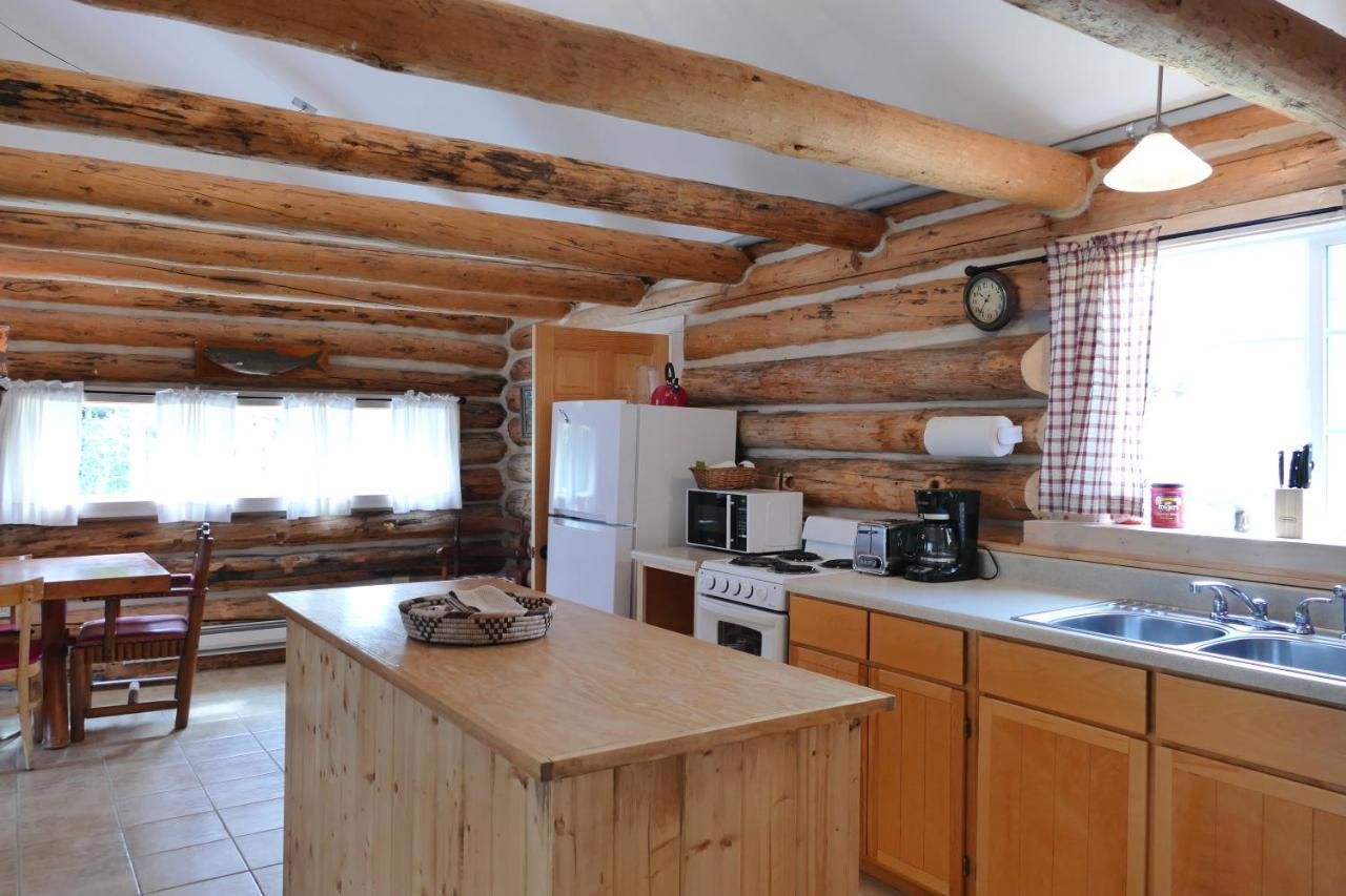 Trail Shop Inn Wapiti Buitenkant foto