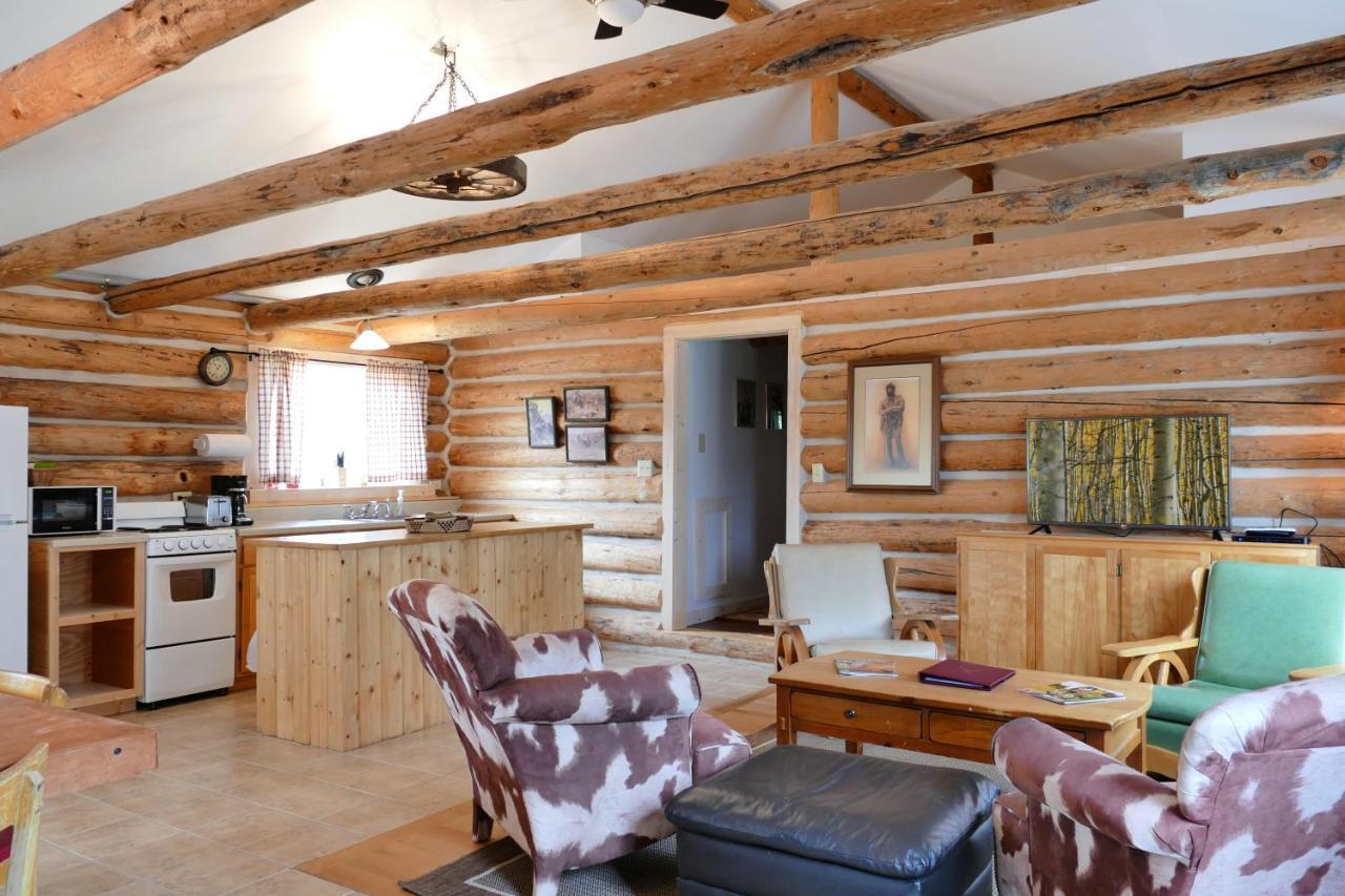 Trail Shop Inn Wapiti Buitenkant foto